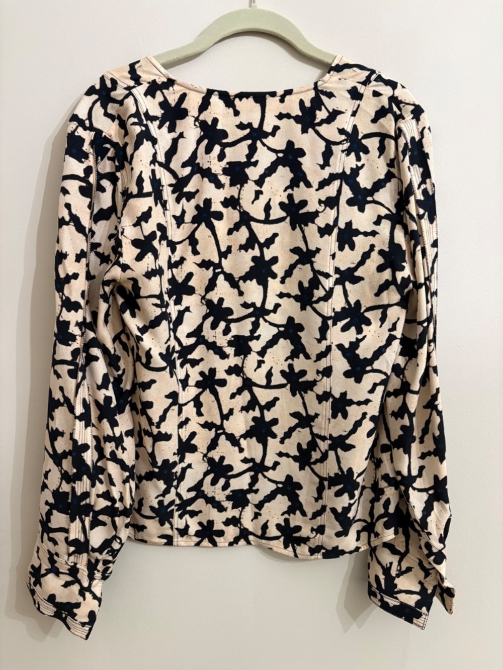 Ulla Johnson Safi Blouse in Moonstone, size 4. NWOT - Picture 2 of 5